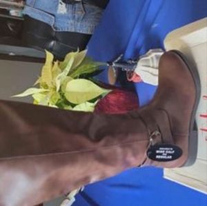 New Style&Co under knee boots size 5